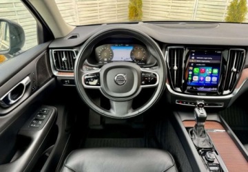 Volvo S60 III 2021 Volvo S60 Volvo S60 B5 B AWD Ultimate Dark 2.0 Benzyna 250KM, zdjęcie 5