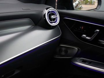 Mercedes GLC C254/X254 Coupe 2.0 220d 197KM 2025 GLC Coupe 220 d 4-Matic AMG Line 2.0 (197KM) 2025, zdjęcie 8