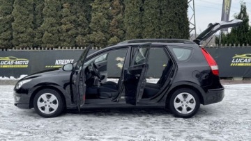 Hyundai i30 I CW Facelifting 1.4 DOHC 109KM 2011 Hyundai i30 100 Bezwypadkowy, 4 el. szyby, grzane fotele GWARANCJA, zdjęcie 16