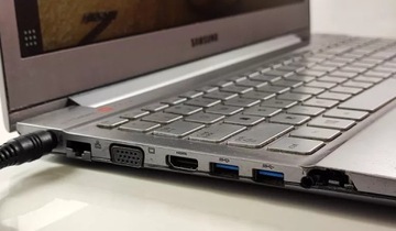 НОУТБУК SAMSUNG 770Z 12 ГБ / 1 ТБ / I5 / UBUNTU