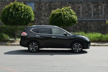 Nissan X-Trail III Terenowy 1.6 dCi 130KM 2016 Nissan X-Trail 1.6dCi 129KM Manual 2016r. Salon Xe, zdjęcie 12