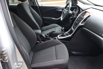 Opel Astra J Hatchback 5d 1.7 CDTI ECOTEC 110KM 2012 Opel Astra 1.7 CDTI, Navi, Klima, Klimatronic, zdjęcie 8