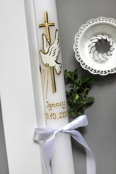 раскрашенная вручную свеча для крещения, имя и дата