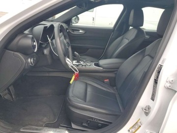 Alfa Romeo Giulia II Sedan Facelifting 2.0 Turbo 280KM 2022 Alfa Romeo Giulia Super 2022 2.0l 2.0 Benzyna 280KM, zdjęcie 7