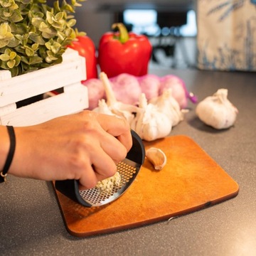 РУЧНАЯ СОКОВЫЖИМАЛЬНАЯ МАШИНА ДЛЯ ЧЕСНОКА СТАЛЬНАЯ ДРОБИЛКА