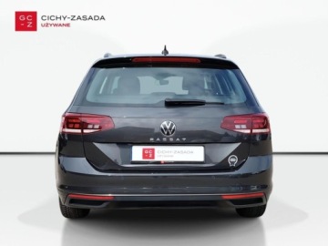 Volkswagen Passat B8 Variant Facelifting 1.5 TSI EVO 150KM 2021 Volkswagen Passat Variant 1.5TSI 150KM Business DSG SalonPL SerwisASO Acc, zdjęcie 3