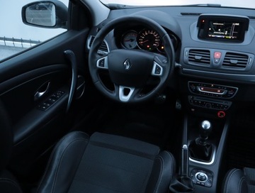 Renault Megane III Hatchback 2.0 16v TCe 180KM 2011 Renault Megane 2.0 TCe, GAZ, Navi, Klima, zdjęcie 6