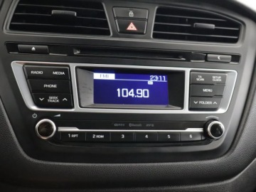 Hyundai i20 I Hatchback 5d Facelifting 1.1 CRDi 75KM 2014 Hyundai i20 1.1 CRDi, Klima, Klimatronic, zdjęcie 11
