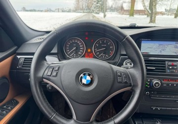 BMW Seria 3 E90-91-92-93 Limuzyna E90 325i (3.0) 218KM 2009 BMW Seria 3 325I 3.0, bezwypadkowy, panorama, xenon 3.0 Benzyna 218KM, zdjęcie 12