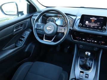 Nissan Qashqai III Crossover 1.3 DIG-T MHEV 140KM 2022 Nissan Qashqai 1.3 DIG-T MHEV, Serwis ASO, Klima, zdjęcie 6