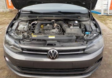 Volkswagen Polo VI Hatchback 5d 1.0 TSI 95KM 2021 Volkswagen Polo Okazja Benzyna 95KM, zdjęcie 2