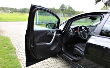 Opel Astra J Hatchback 5d 1.4 Turbo ECOTEC 140KM 2012 Opel Astra 1.4i Klimatyzacja Alufelgi Hak Gwarancja 1 rok 1.4 140KM, zdjęcie 7