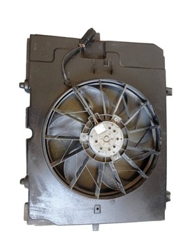 ELELKTRICKÝ VENTILÁTOR CHLADIČŮ MERCEDES E W210 A2105052355 130303227