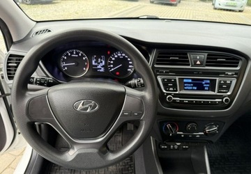Hyundai i20 II Hatchback 5d 1.2 75KM 2015 Hyundai i20 1,2 75KM Klimatyzacja 1.2 Benzyna 75KM, zdjęcie 14