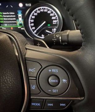 Toyota Camry IX Sedan 2.5 Hybrid Dynamic Force 218KM 2021 Toyota Camry Salon Polska Executive Pakiet VIP R CARS WARSZAWA 2.5 218KM, zdjęcie 10