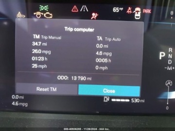 Volvo XC40 2024 Volvo XC 40 B5 Plus Bright Theme 2024 2.0l 2.0 Benzyna 247KM, zdjęcie 11