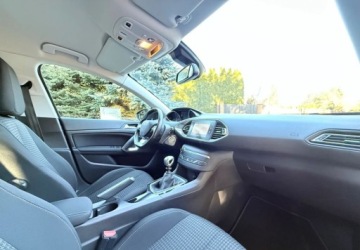 Peugeot 2019 Peugeot 308 Peugeot 308 BlueHDi FAP 130 Stop amp Start Style 1.5 Diesel, zdjęcie 26