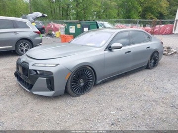 BMW Seria 7 G70 2023 BMW Seria 7 760i xDrive 2023 4.4l 4.4 Benzyna 536KM, zdjęcie 1