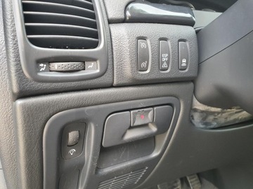 Renault Laguna II Kombi 2.0 dCi 175KM 2006 Renault Laguna COMBI, 2.0 Diesel, 175KM, wersja Privilege 2006r, zdjęcie 14