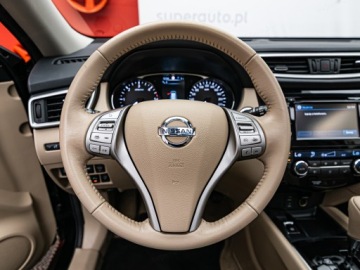 Nissan X-Trail III Terenowy 2.0 dCi 177KM 2016 NISSAN X-Trail 2.0 dCi 4WD Suv 177KM 2016, zdjęcie 14