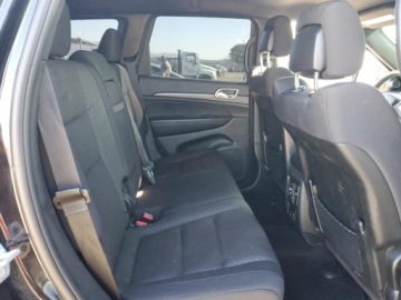 Jeep Grand Cherokee IV 2018 Jeep Grand Cherokee Laredo 2018 3.6l 3.6 Benzyna 295KM, zdjęcie 11