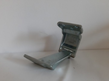 ПЕТЛЯ ДВЕРИ ЗАДНЯЯ ЛЕВАЯ MERCEDES W447 A4477400337