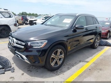 Mercedes GLC C253 2020 Mercedes-Benz GLC 2020 Mercedes-Benz GLC GLC 300 SUV 2.0 Benzyna 255KM, zdjęcie 1