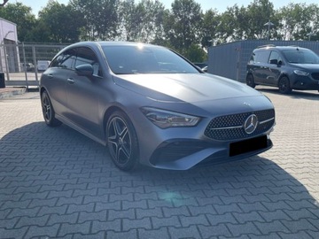 Mercedes CLA C118/X118 Shooting Brake Facelifting 1.3 200 163KM 2025 CLA 200 AMG Line Shooting Brake 1.3 (163KM) 2025, zdjęcie 1