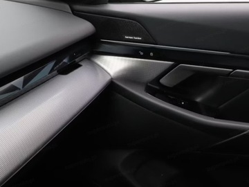 BMW Seria 5 G90-91 2025 BMW Seria 5 530e xDrive Sport Sedan 2.0 (299KM) 2025, zdjęcie 9