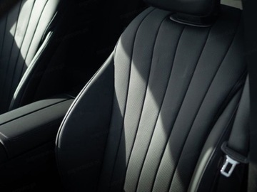 Mercedes Klasa E W214 Sedan 2.0 220d 197KM 2025 E Klasa 220 d 4-Matic AMG 2.0 (197KM) 2025, zdjęcie 8