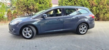 Ford Focus III Kombi Facelifting 1.0 EcoBoost 125KM 2014 Ford Focus 1,0 Benzyna 125KM Aso Super Stan Import Raty Oplaty Benzyna, zdjęcie 3