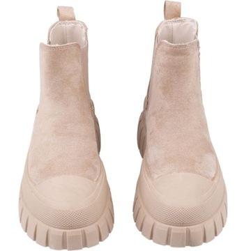 Женские слегка утепленные ботинки челси бежевого цвета