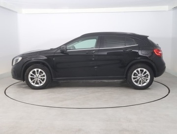 Mercedes GLA I Off-Roader Facelifting 1.6 200 156KM 2018 Mercedes GLA GLA 200, Salon Polska, Automat, zdjęcie 2
