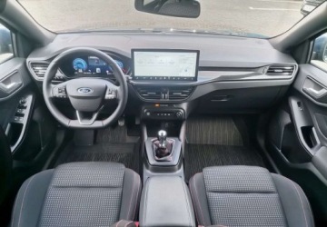 Ford Focus IV Hatchback Facelifting 1.0 EcoBoost 125KM 2025 Ford Focus Ford Focus 1.0 EcoBoost ST-Line X Benzyna 125KM, zdjęcie 14