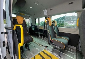 Ford Transit VII 2016 Ford Transit 6 Osobowy Winda Webasto Kamera Parktronic Tempomat FV23, zdjęcie 18