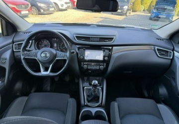 Nissan Qashqai II Crossover Facelifting 1.6 DiG-T 163KM 2018 Nissan Qashqai 1,6 DIG-T 163KM Klima Navi Kamera 360 Panorama 1.6, zdjęcie 13