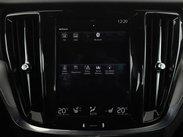 Volvo S60 II Sedan Facelifting 2.0 T4 DRIVE-E 190KM 2019 Volvo S60 R-Design automat T4 skóra navi kamera, zdjęcie 24
