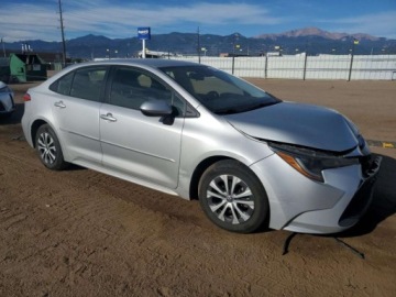 Toyota Corolla XII Sedan Facelifting 1.8 Hybrid 140KM 2022 Toyota Corolla LE 2022 1.8L 1.8 Hybryda 139KM, zdjęcie 4