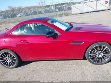 Mercedes SLC 2020 Mercedes-Benz SLC 2020 Mercedes-Benz SLC SLC 300 Roadster 2.0 Benzyna 241KM, zdjęcie 11