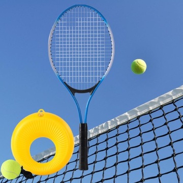 Теннисная ракетка для детей, чтобы они могли заниматься самостоятельно без сумки.