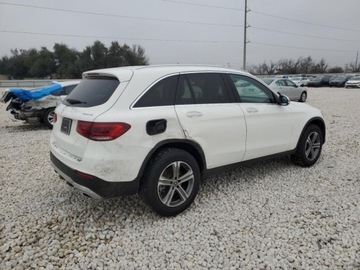 Mercedes GLC C254/X254 2022 Mercedes-Benz GLC 2022r., GLC 300 4MATIC, od ubezpieczalni 2.0 Benzyna, zdjęcie 4