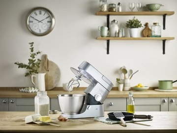 Мощный кухонный комбайн-миксер KENWOOD KVC3110S.