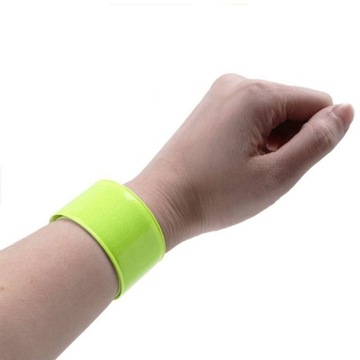 САМОЗЖИМНАЯ СВЕТООТРАЖАЮЩАЯ ПРЕДУПРЕЖДАЮЩАЯ ЛЕНТА 30см