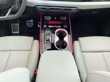 Audi A6 C8 Limousine Facelifting 2.0 40 TDI 204KM 2025 AUDI A6 TDI quattro S line Sedan (204KM) 2025, zdjęcie 10