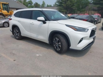 Toyota Highlander III 2021 Toyota Highlander 2021 TOYOTA HIGHLANDER XLE 3.5 Benzyna 295KM, zdjęcie 1