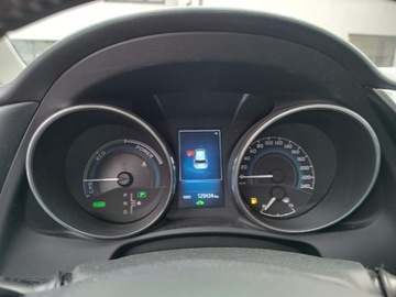 Toyota Auris II Hatchback 5d Facelifting 1.8 Hybrid 136KM 2015 Toyota Auris II (2012-) Hybrid 135 Comfort Style, zdjęcie 9