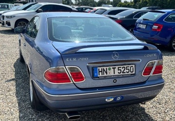 Mercedes CLK W208 Coupe C208 2.0 136KM 1997 Mercedes-Benz CLK Doinwestowany egzemplarz 2.0 Benzyna 136KM, zdjęcie 8