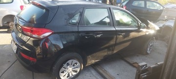 HYUNDAI I30 III PAS TYŁ WANNA
