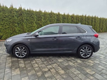 Hyundai i30 III 2023 Hyundai i30 1.5 Benz Hybryda Bogate Wyposazenie 1.5 Hybryda 160KM, zdjęcie 3