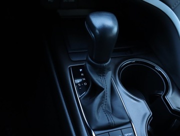 Toyota Camry IX Sedan 2.5 Hybrid Dynamic Force 218KM 2021 Toyota Camry 2.5 Hybrid, Salon Polska, zdjęcie 15